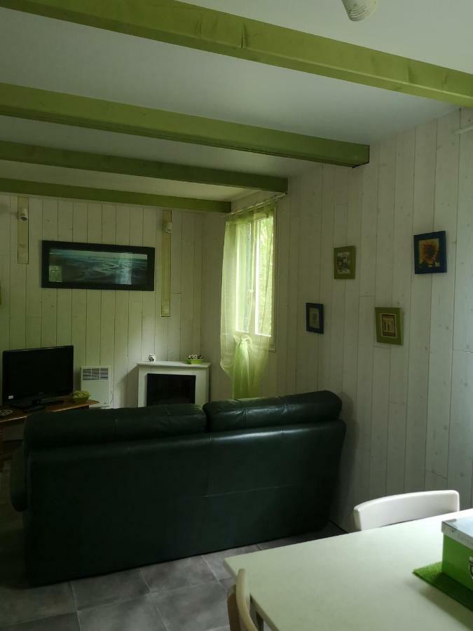 Chalet Du Bas-Mee Le Mee Exterior photo